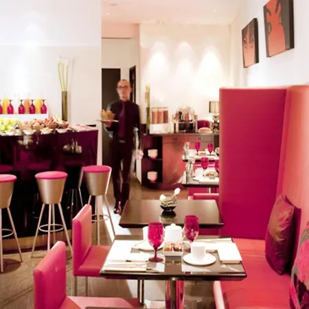 Hotell Villathena Paris
