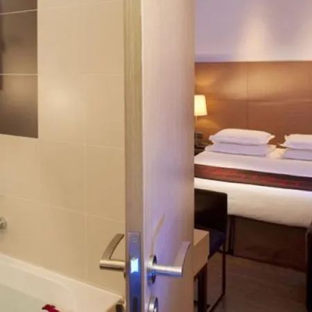 Villathena Hotell 3*