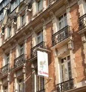 Villathena Hotell
