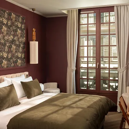 Lazare Nomade 3* Paris