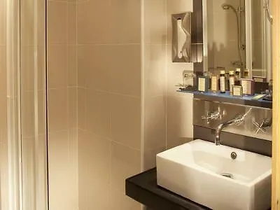 Lazare Nomade 3* Paris