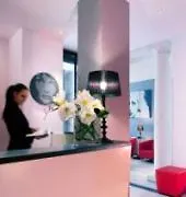 Lazare Nomade Szálloda 3*