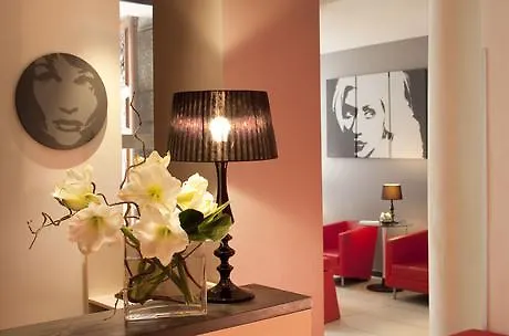 Villathena Отель