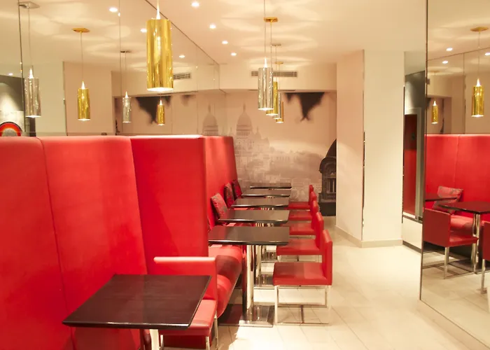 Отель Villathena