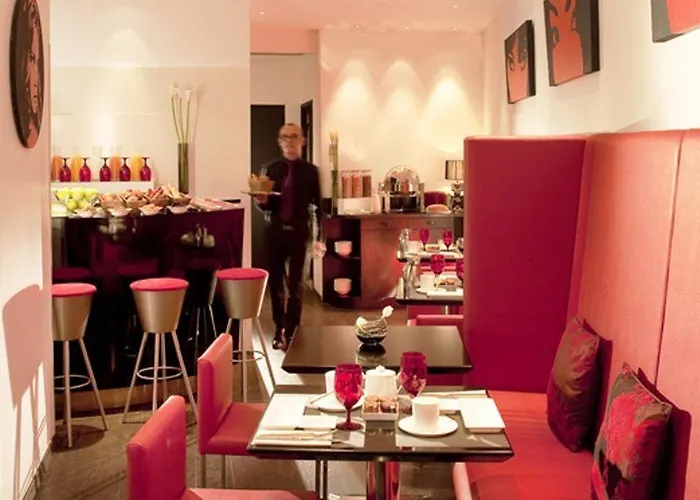 Отель Villathena Париж