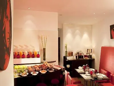 Отель Villathena Париж